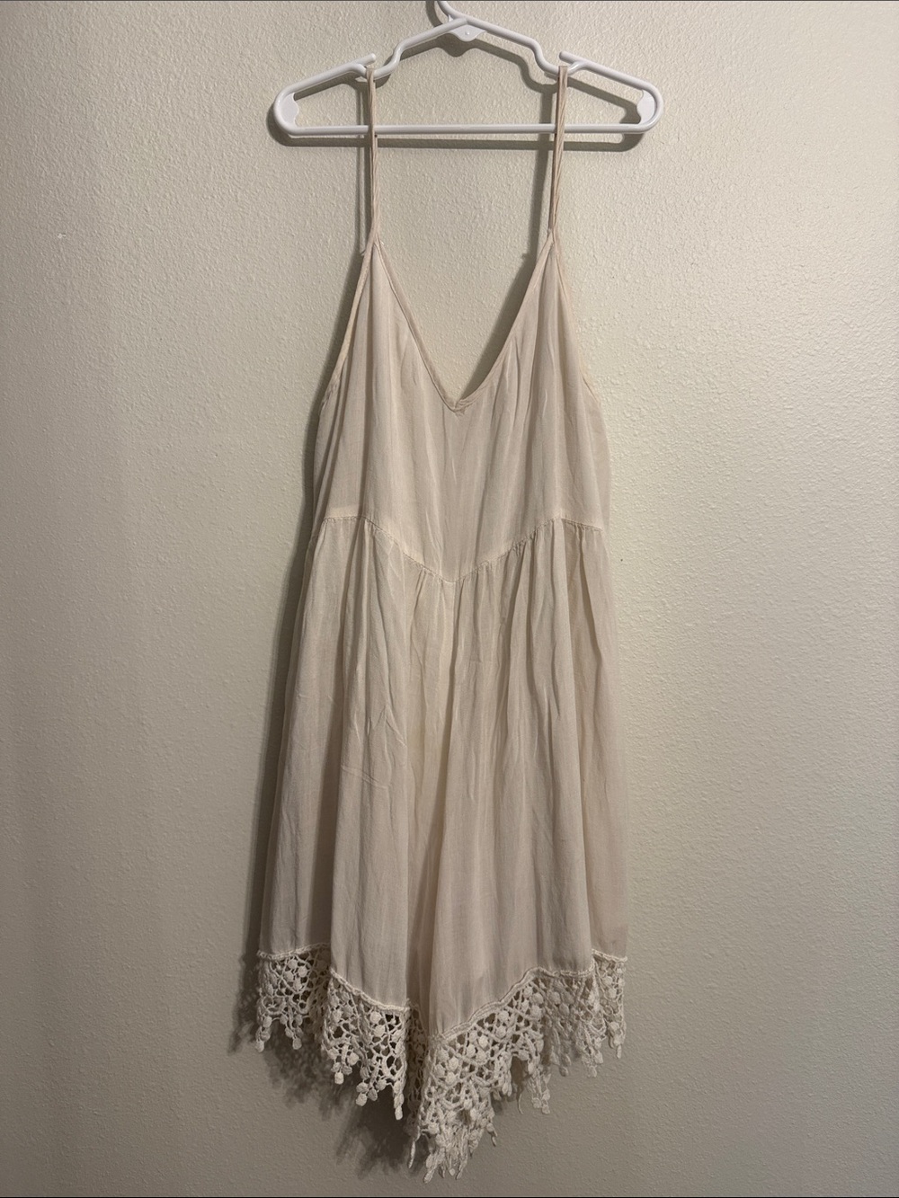 entro Cream Crochet-Hem Spaghetti Strap Sundress